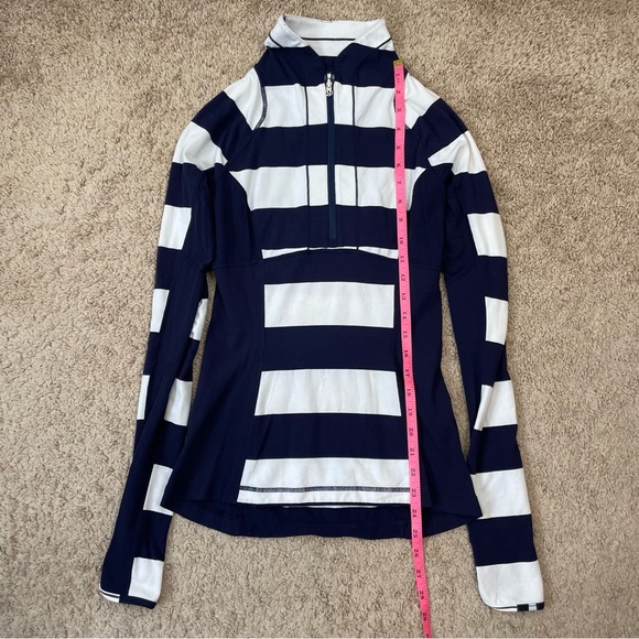 Lululemon Run Switch Back 1/2 Zip Pullover Wide Bold Stripe Blue White Size 4 - Picture 13 of 16
